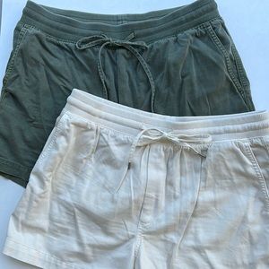 GAP // Lot of 2 Weekend Shorts